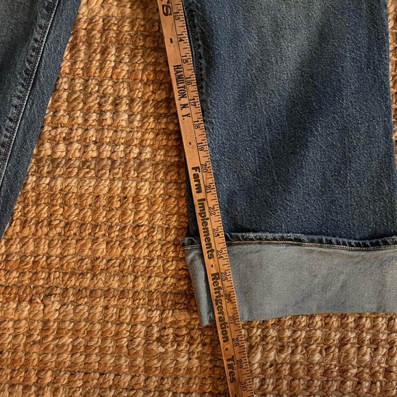 American Eagle Outfitters Cuffed Relaxed Fit Jeans - size 12 - Picture 3 of 4